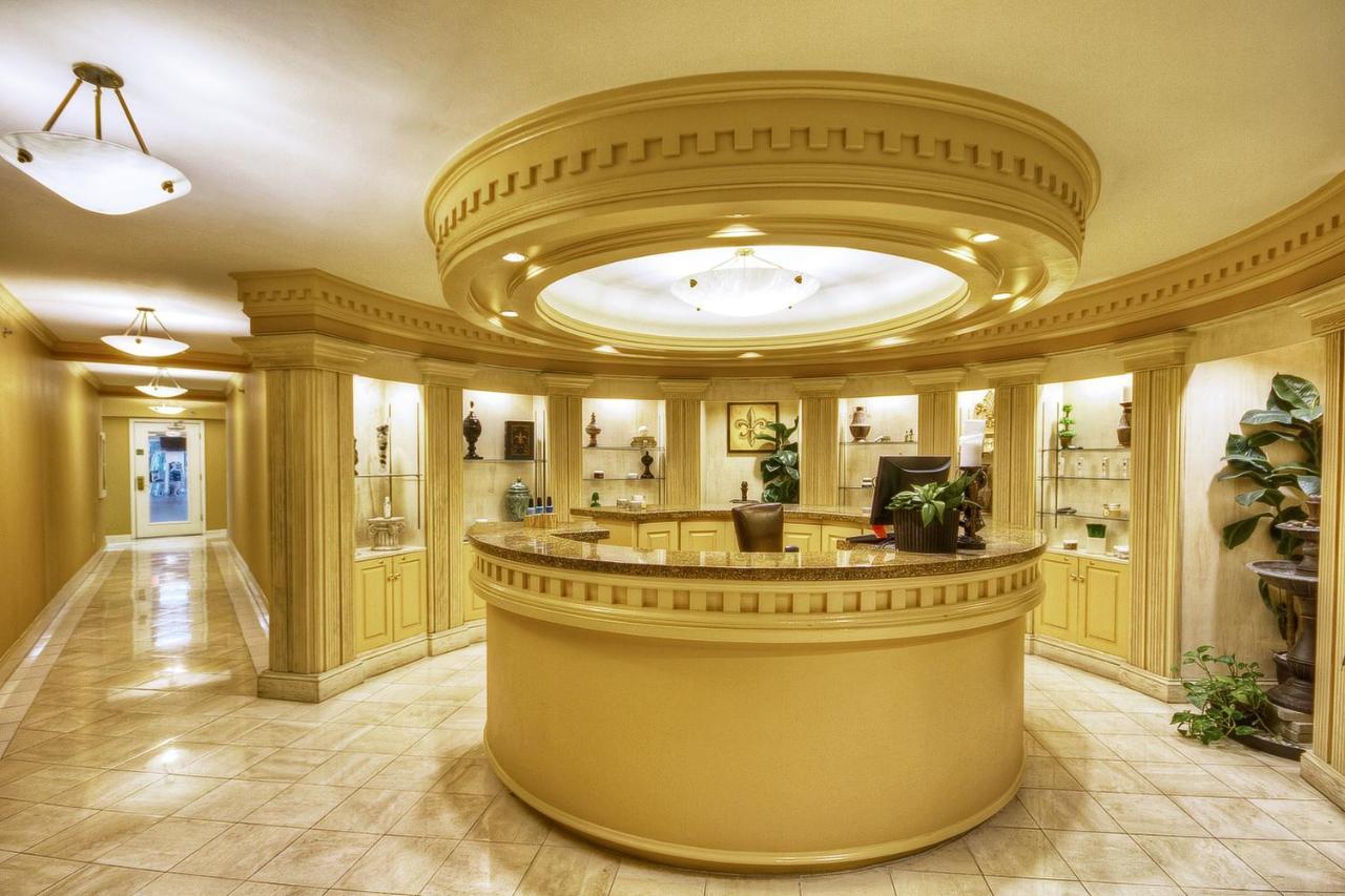 Club Wyndham Avenue Plaza Hotel New Orleans Exterior photo