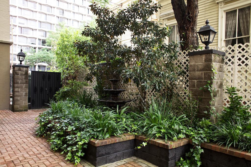 Club Wyndham Avenue Plaza Hotel New Orleans Exterior photo